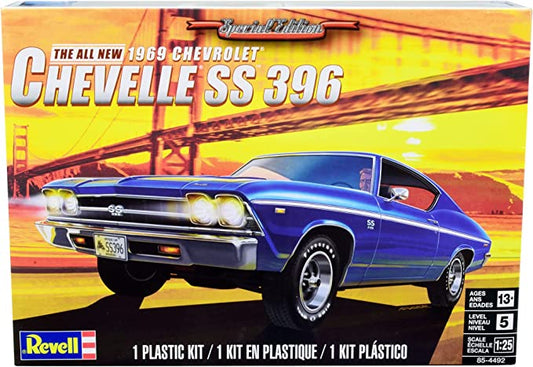 Revell 85-4492 1/25 1969 Chevy Chevelle SS 396 Model Kit