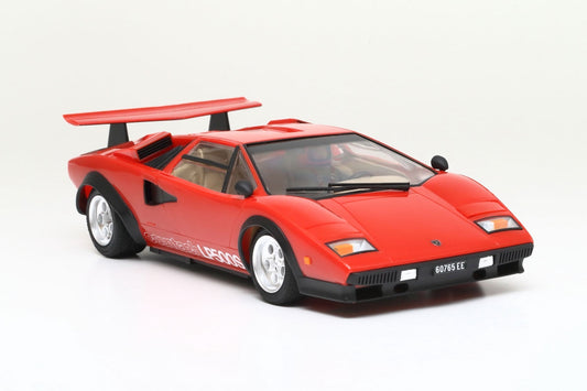 Tamiya Lamborghini Countach LP5OOS 1/24 Scale Model Kit