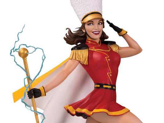 Dc Bombshells Mary Shazam Limited Edition Statue - Statue - The Hooded Goblin