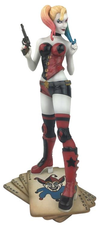 DC Gallery Harley Quinn PVC Statue -  - The Hooded Goblin